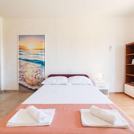 Apartment Livaja Kaštel Novi Pokój zdjęcie