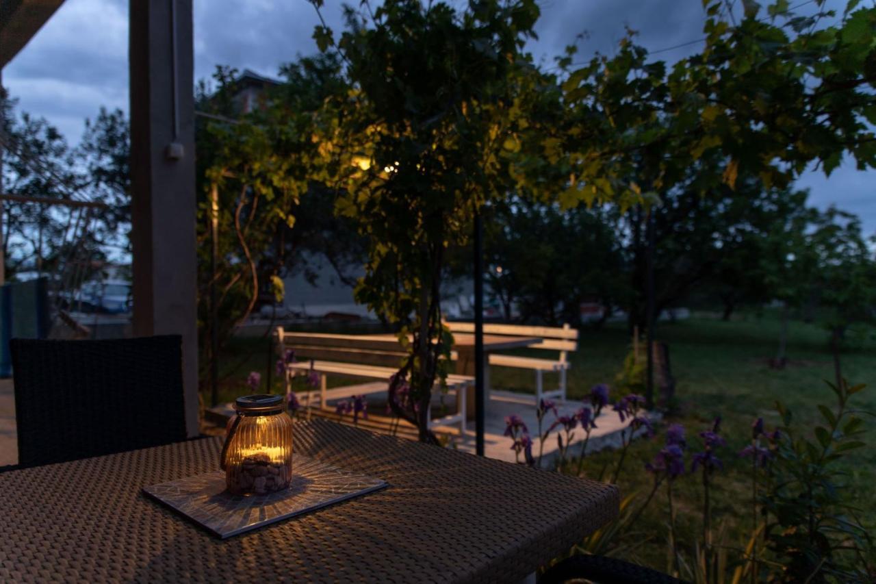 Apartment Livaja Kaštel Novi Zewnętrze zdjęcie